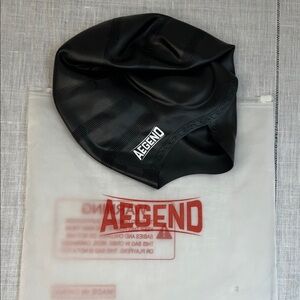 NWT Aegend Durable Silicone Adult Swimming Swim Cap Black